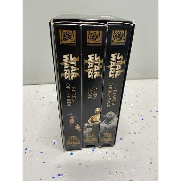 Star Wars Box Set of 3 VHS A New Hope, Empire Strikes Back, Return Of The Jedi - Picture 5 of 5